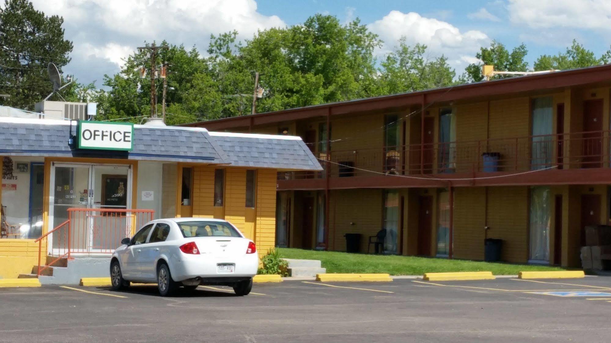 Essex House Motel Littleton Exteriör bild